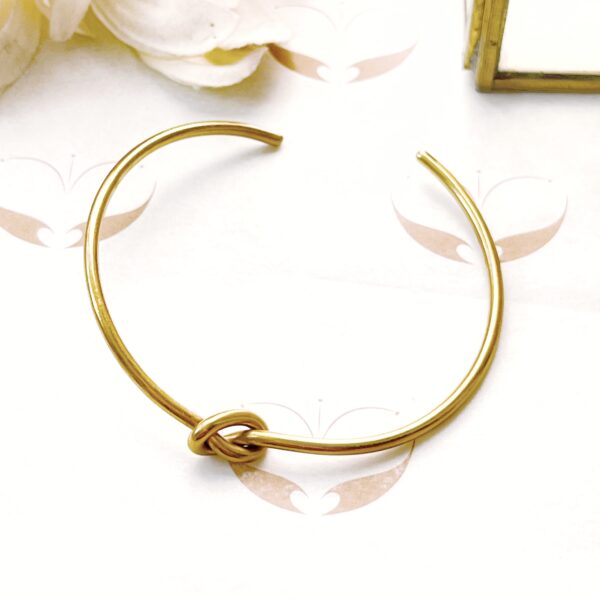brazalete nudo