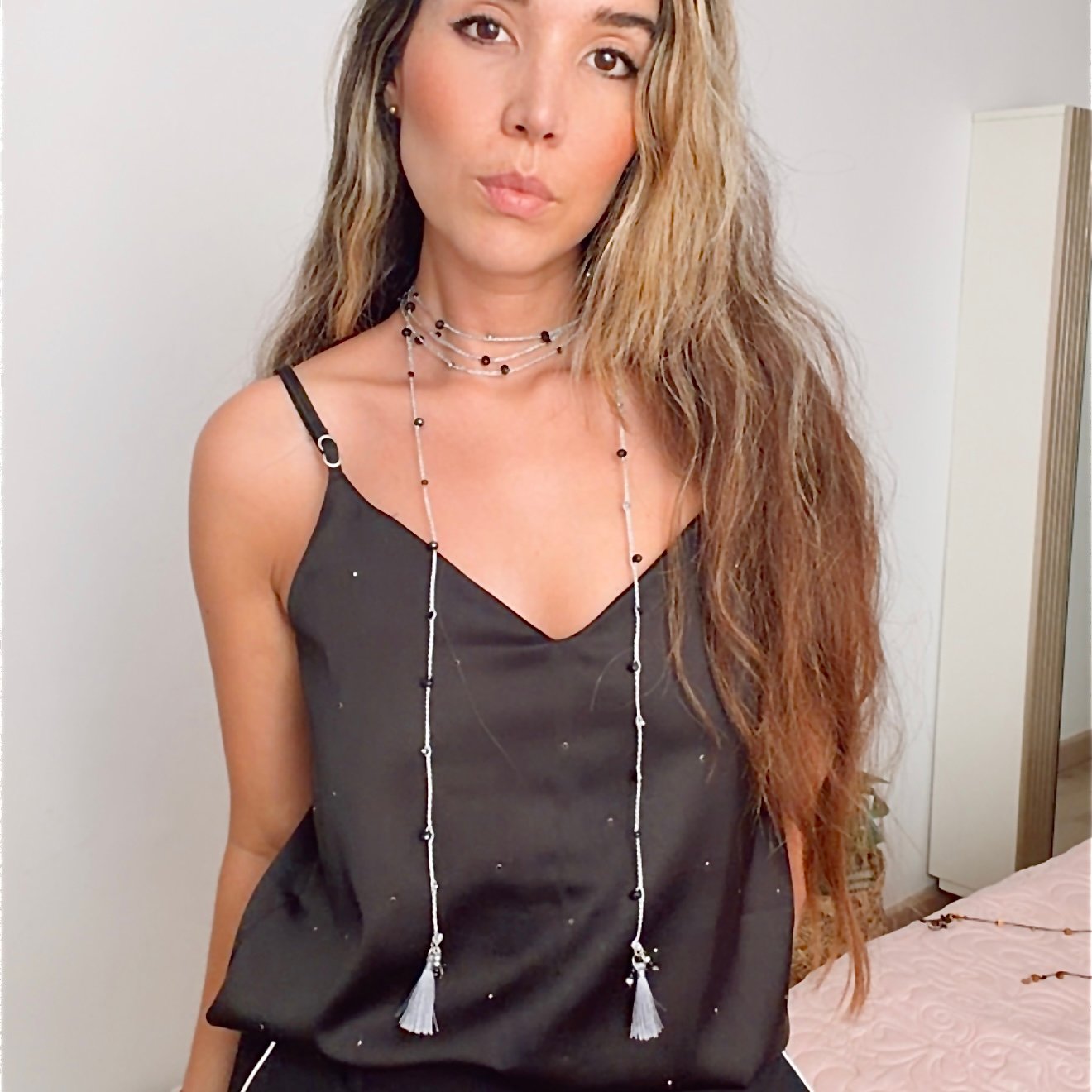 {"eId":"517730056194021","CameraPosition":2} Collar mil vueltas plata