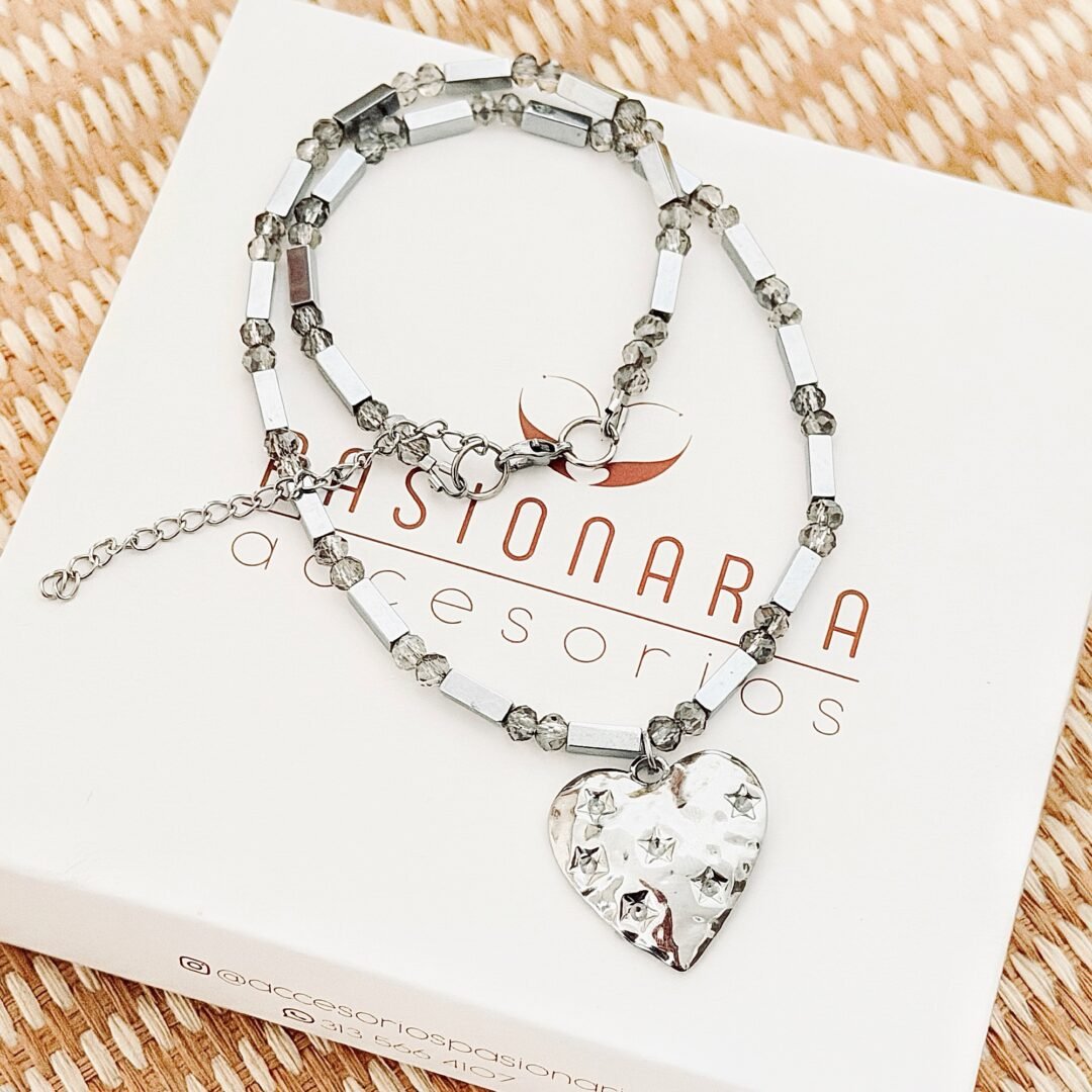 Collar corazón de hematitas